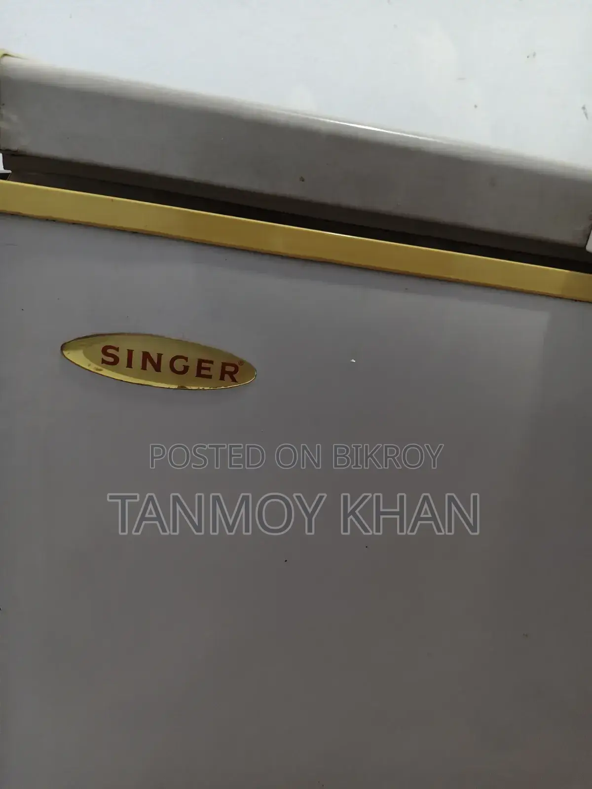 Singer Deep Fridge