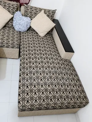 সোফা সেট ও টি-টেবিল
