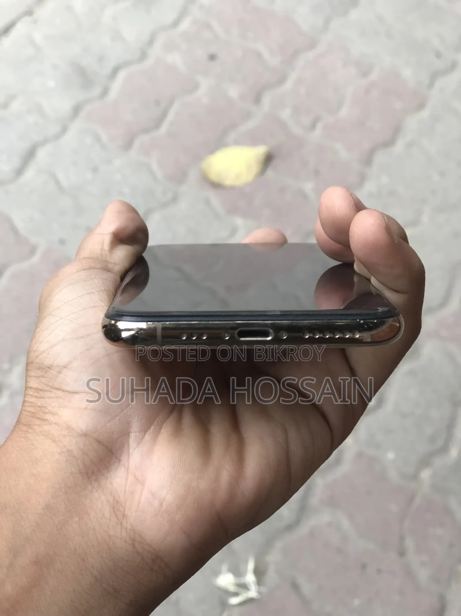 অ্যাপল আইফোন এক্সএস ৬৪ জিবি গোল্ড