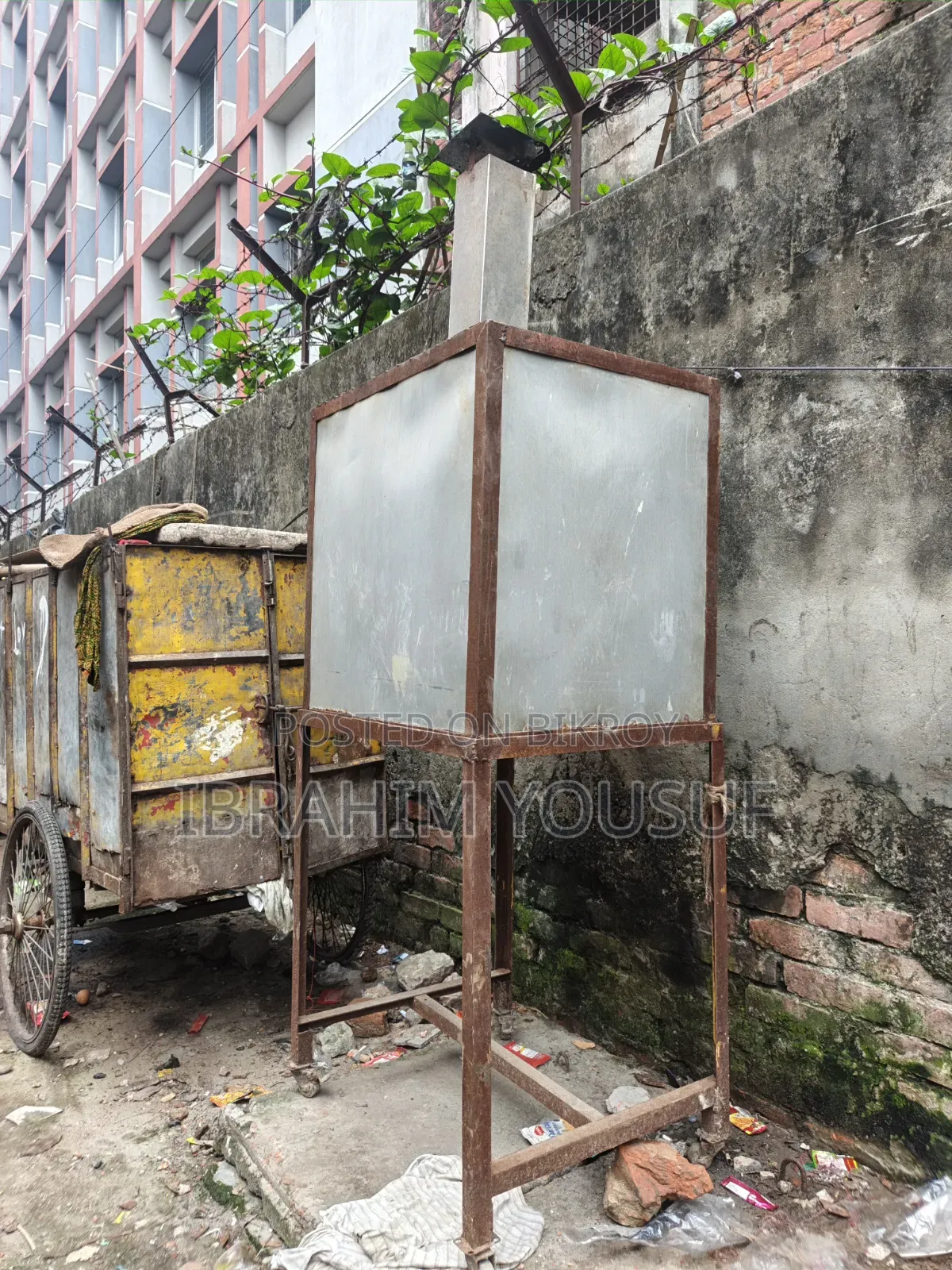 Food Cart With Pizza Oven