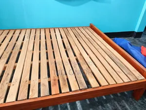 কাঠের খাট বিক্রি করা হবে