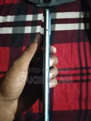 ওয়ানপ্লাস ৯আর ২৫৬ জিবি ব্লু
