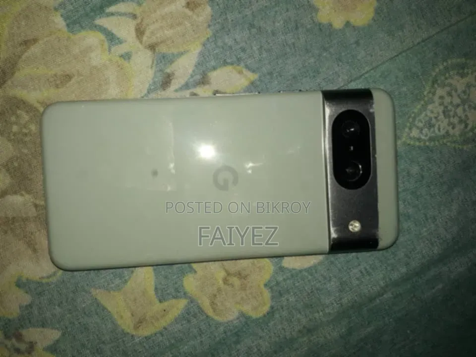 Pixel 8 8 GB Gray