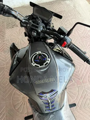 হিরো এক্সট্রিম ১২৫আর ২০২৫ ব্ল্যাক