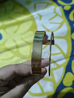জুয়েলারি বিক্রয়ের জন্য