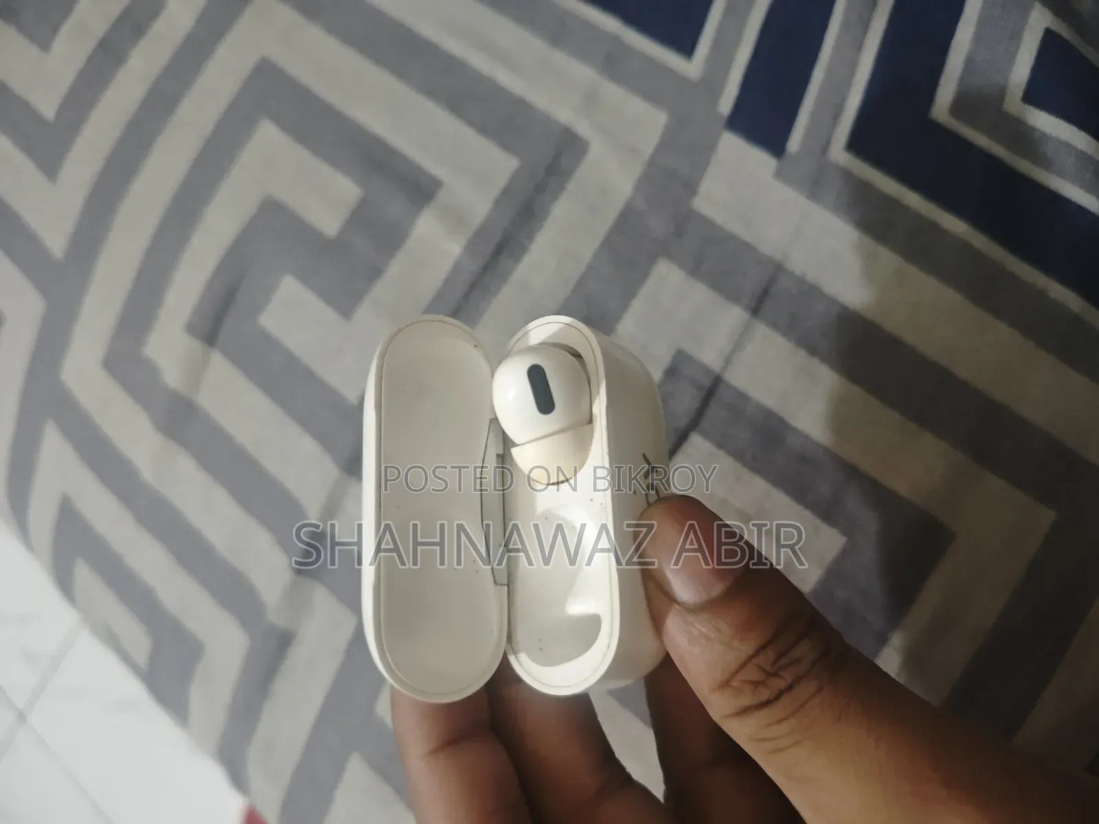 Apple AirPods Pro 2nd Generation