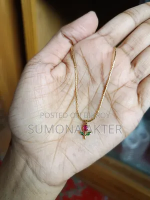 Tulip Necklace