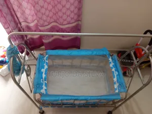 বেবি ক্রেডেল