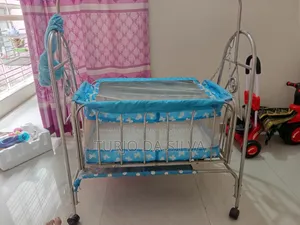 বেবি ক্রেডেল