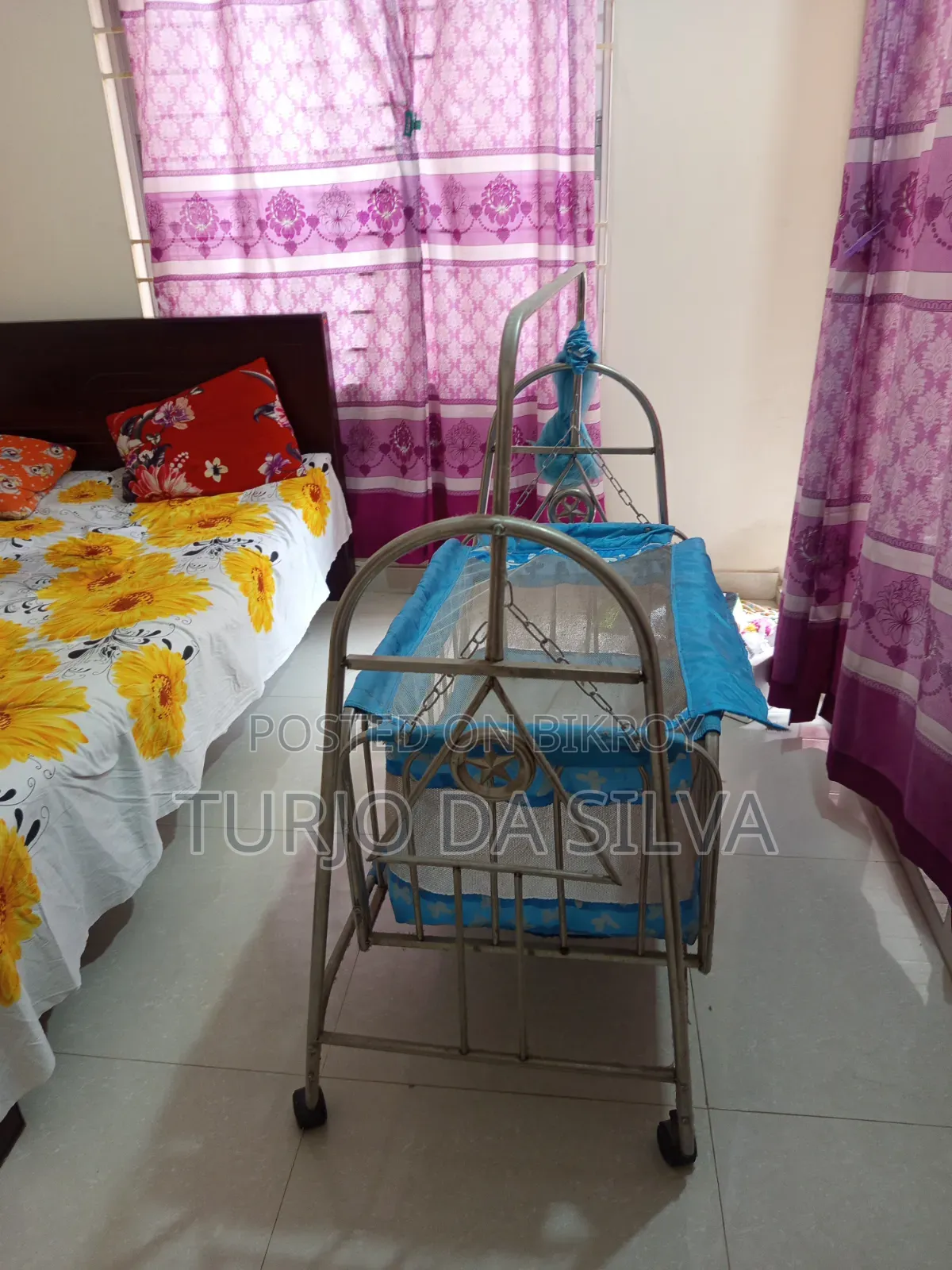 বেবি ক্রেডেল