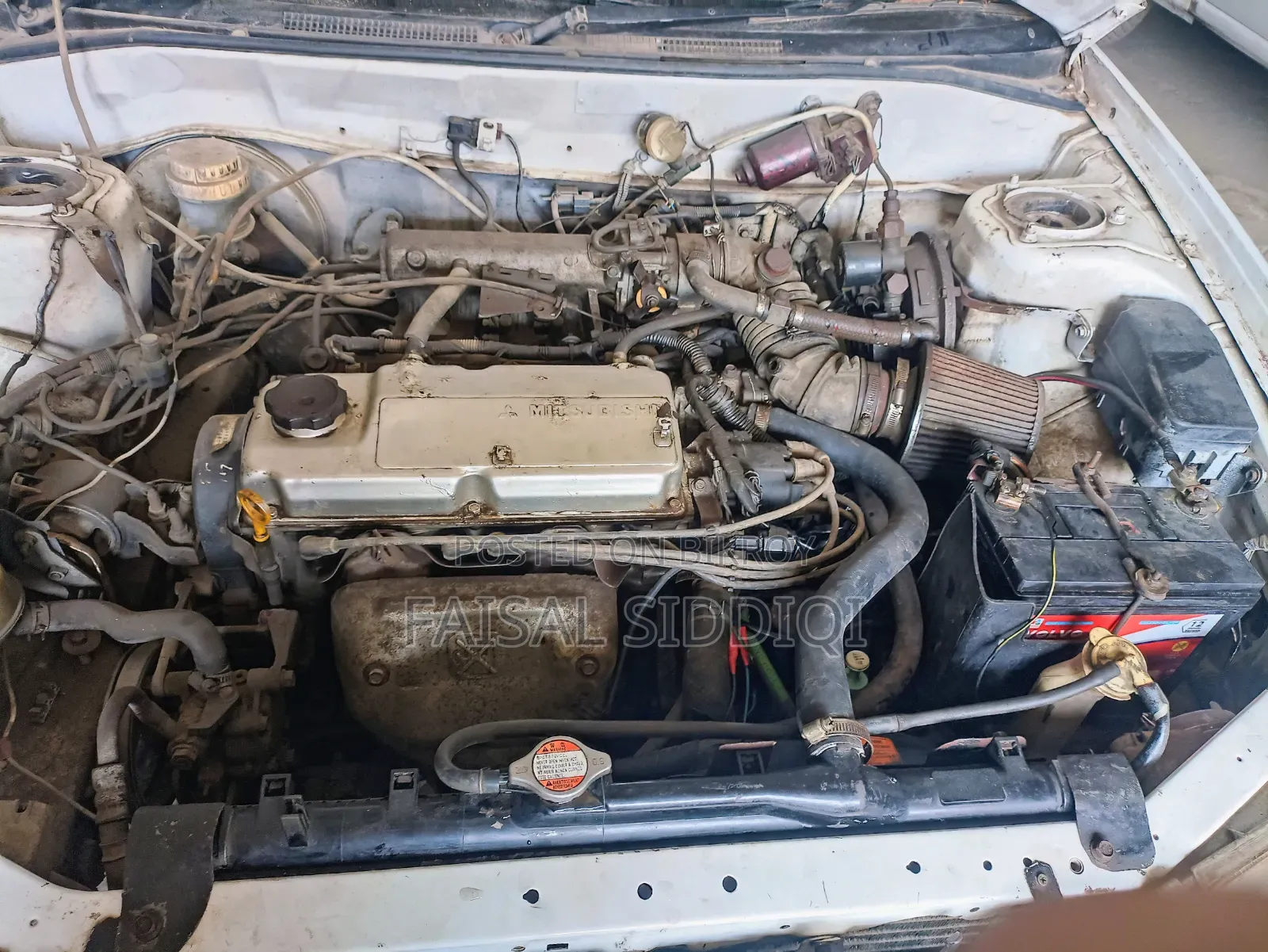 Mitsubishi Lancer 2002 White