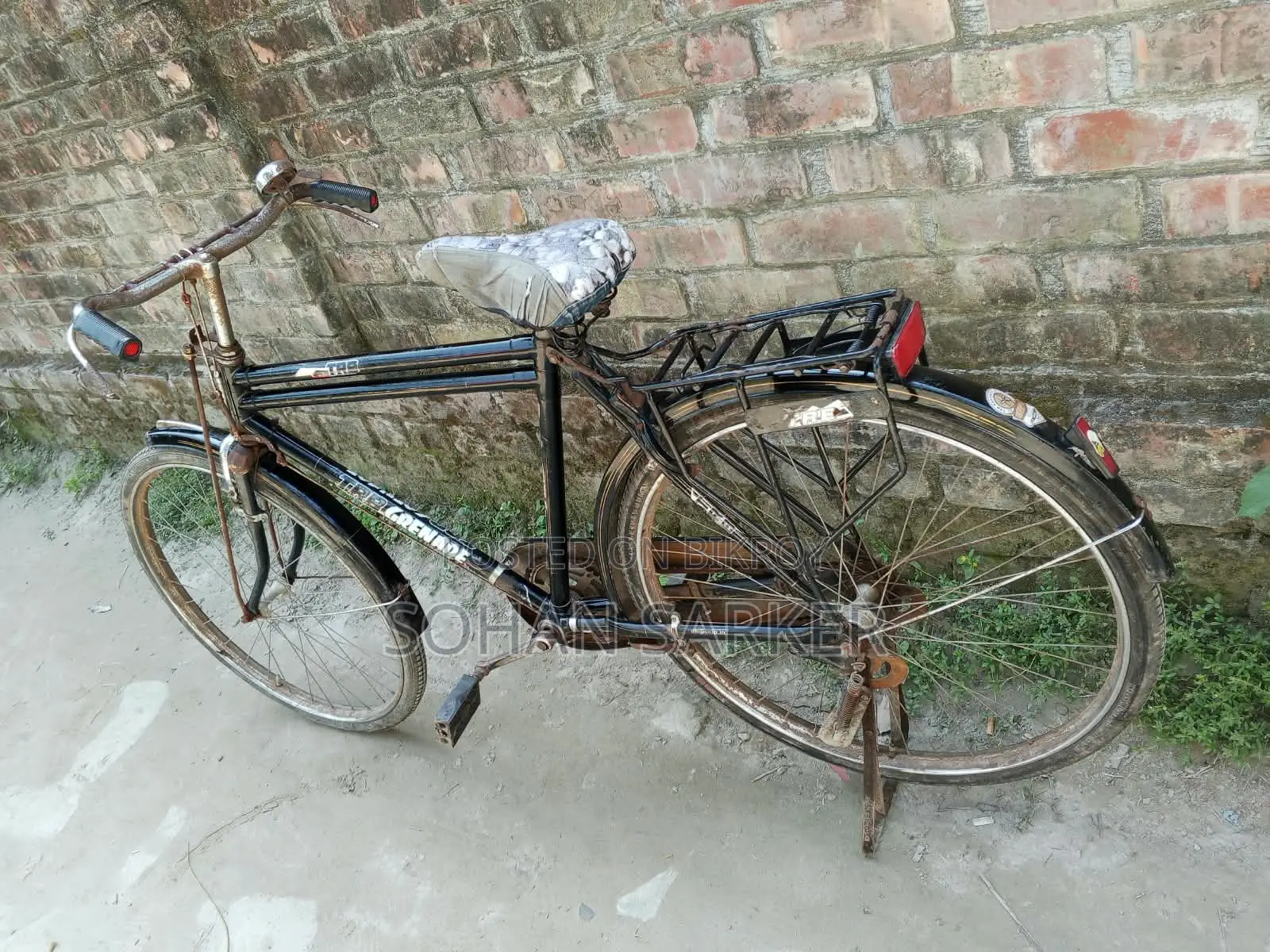 সাইকেল বিক্রির জন্য (ডাবল-বার রোডস্টার)