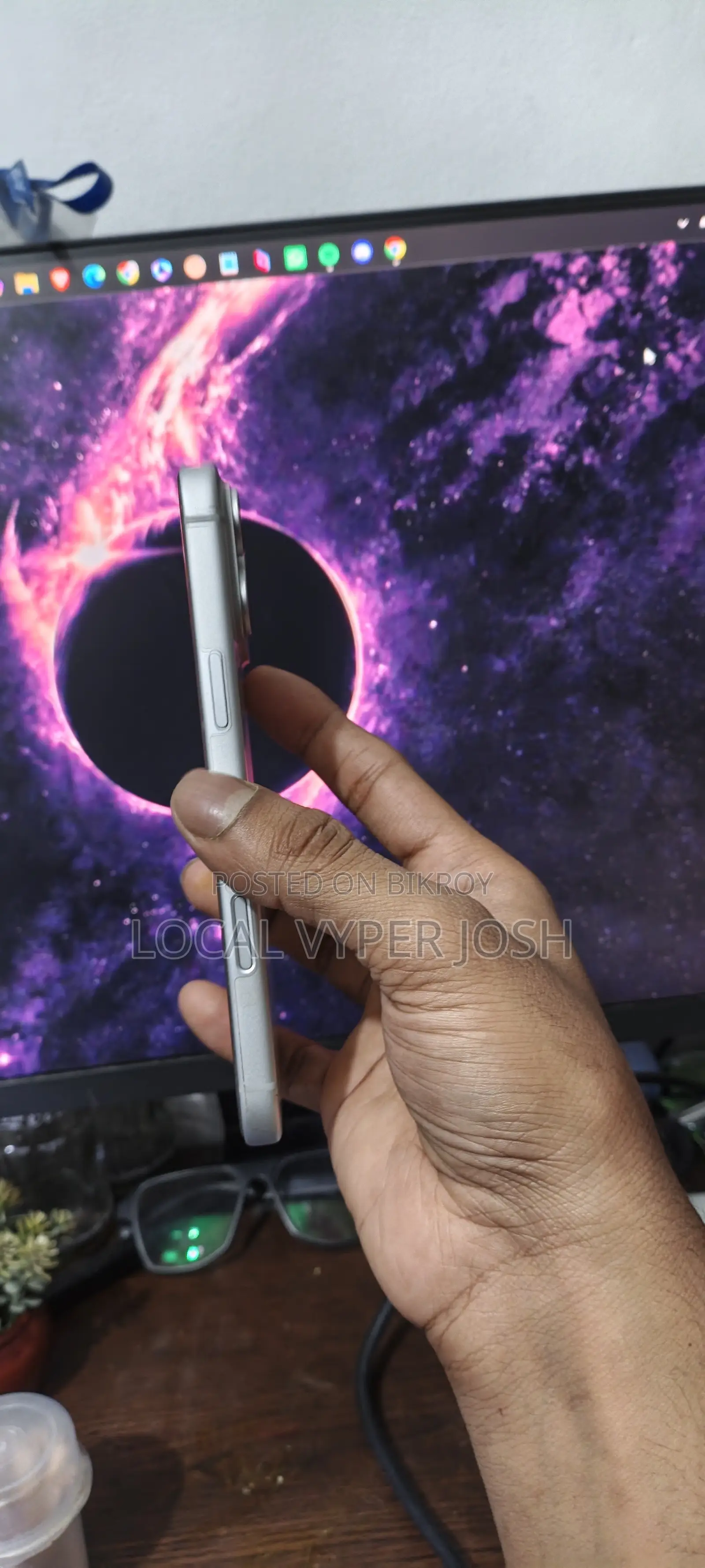 অ্যাপল আইফোন ১৭ প্রো ম্যাক্স ২৫৬ জিবি সিলভার