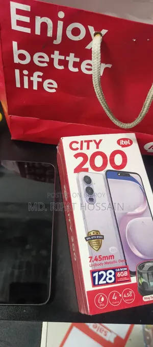 Itel City 200 128 GB Gray