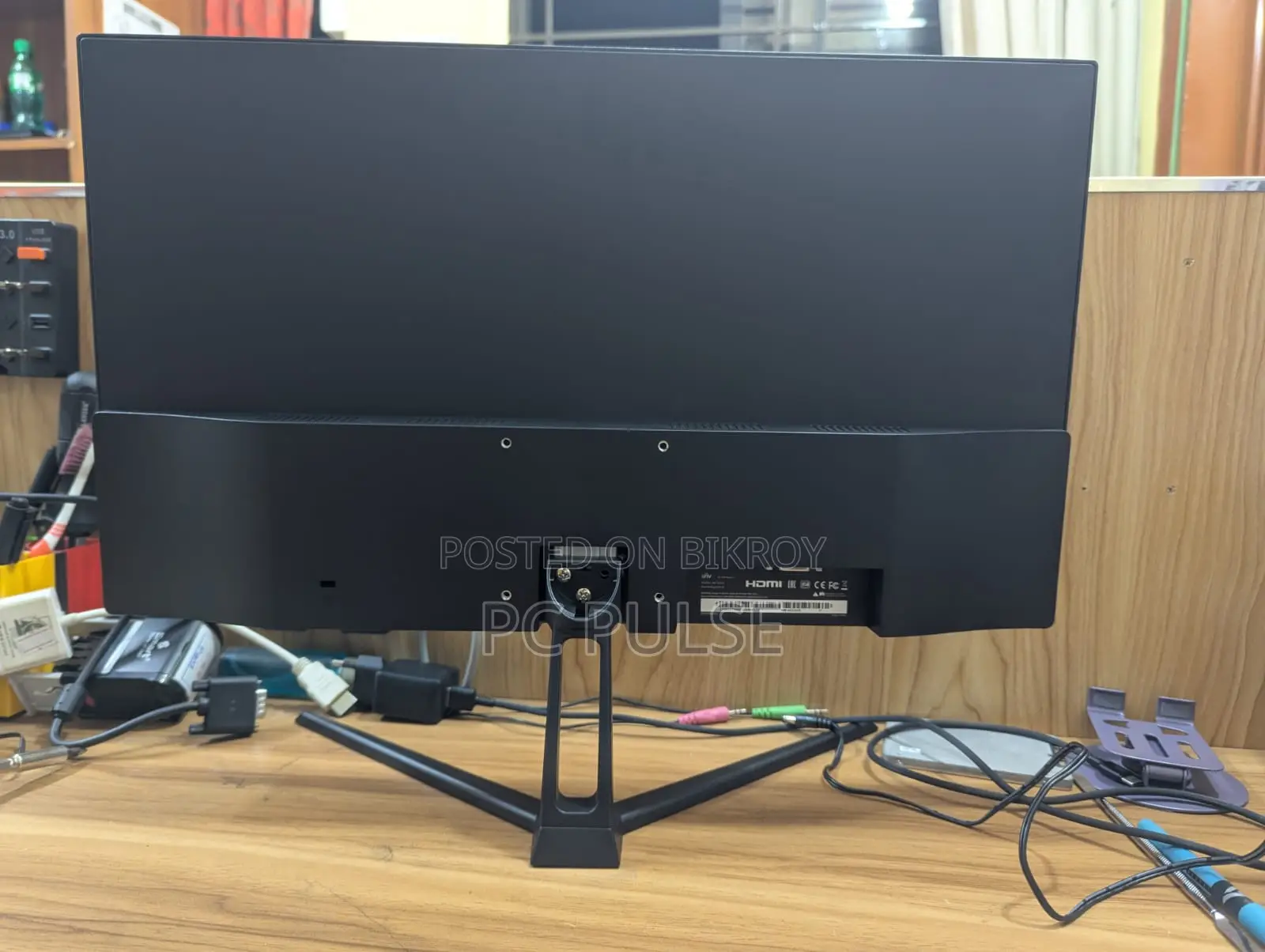 *Unv 22” Ips Led Monitor
