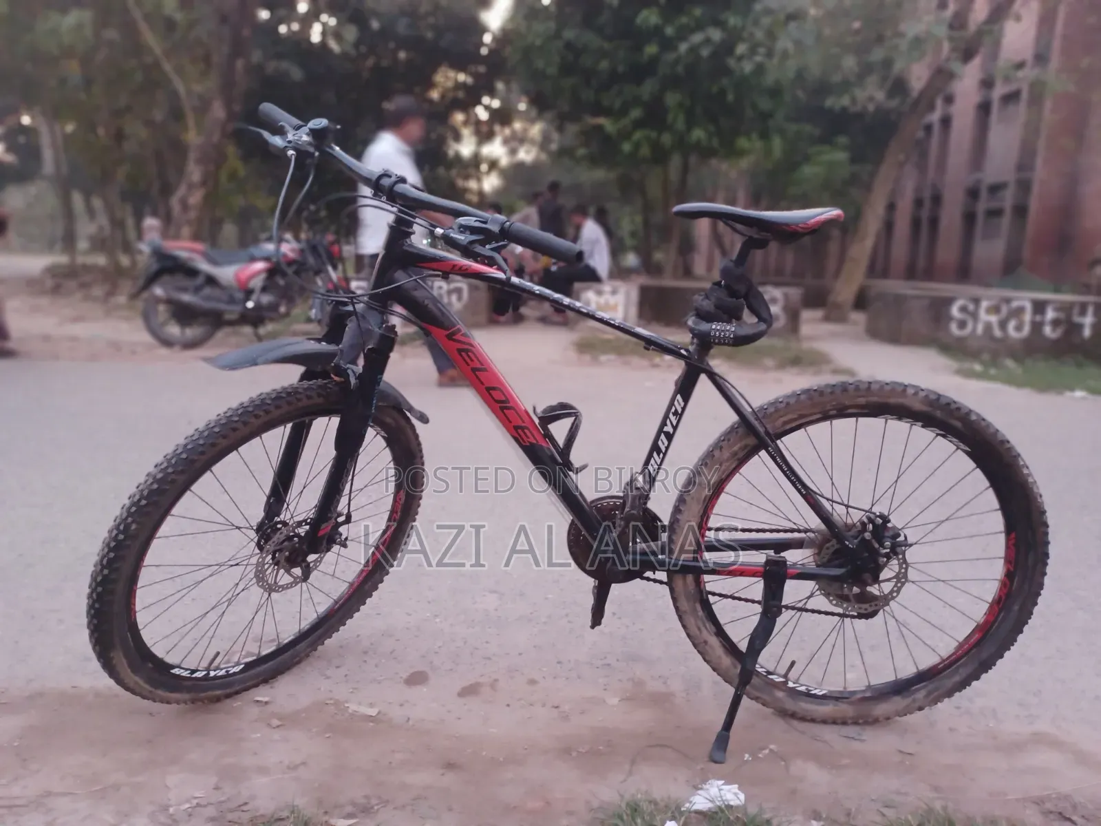 Veloce Slayer 1.0. Used by myself. Must come to the location and check it out.