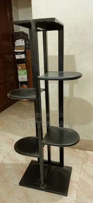 হোম ডেরের জন্য ব্ল্যাক কর্নার ডিসপ্লে স্ট্যান্ড