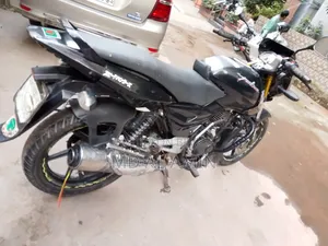 বাজাজ পালসার ১৫০ ২০১১ কালো