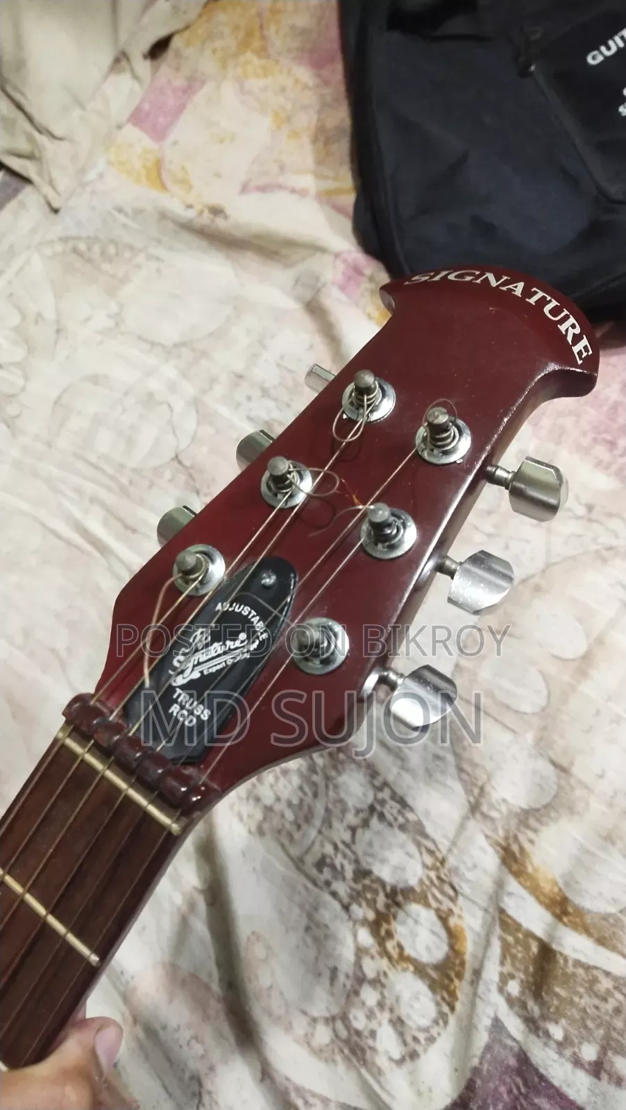 Signature Original Guitar
