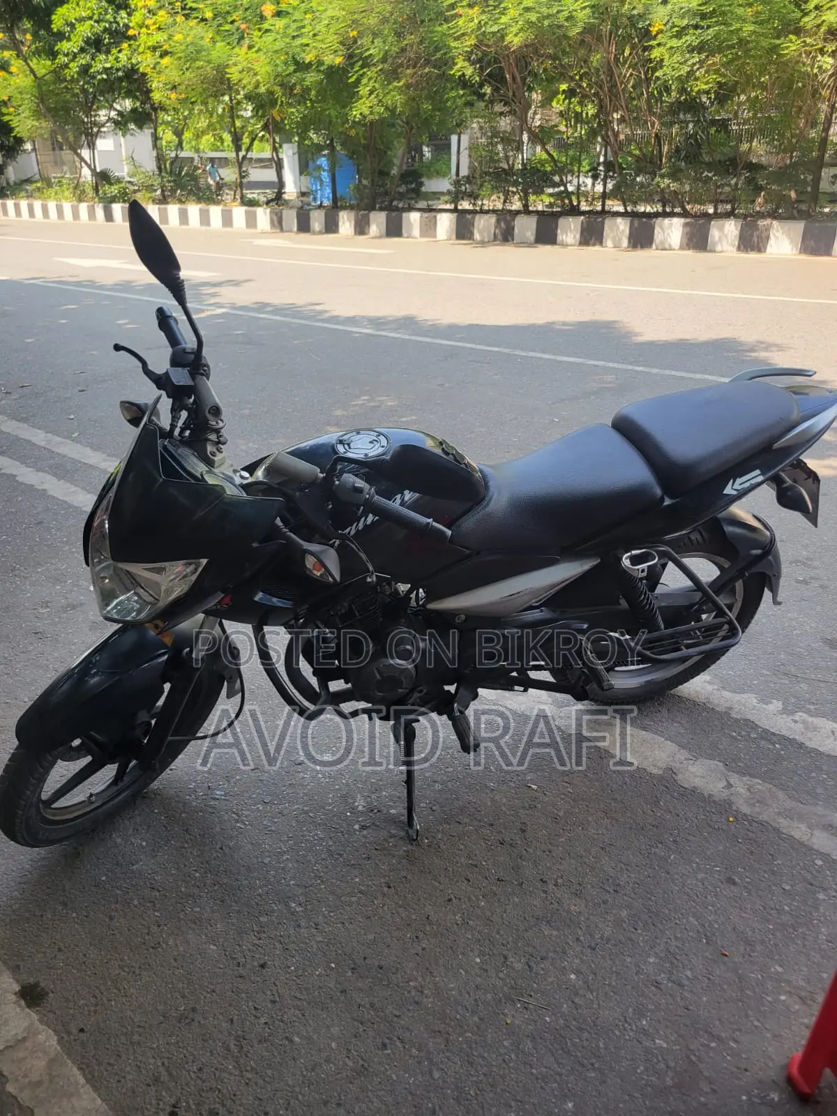 Bajaj Pulsar 135 LS 2012 Black