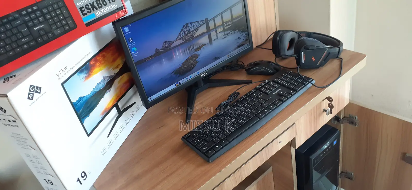 Desktop Computer Gigabyte 8GB Intel Core i5 HDD 500GB