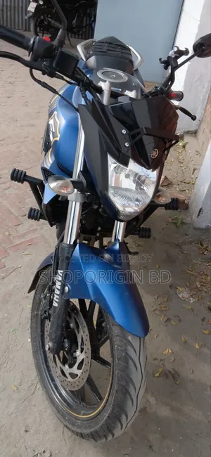নতুন ইয়ামাহা এফজেডএস ভি২ ২০২৪ ব্লু