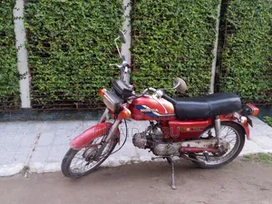 Honda 1985 Red