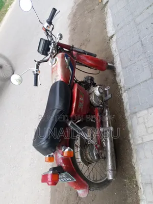 Honda 1985 Red