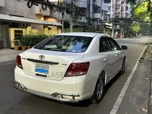টয়োটা অ্যালিওন ২০১১ সাদা