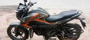হোন্ডা হর্নেট ২০২৩ অরেঞ্জ