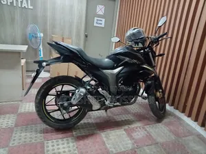Suzuki Gixxer 2024 Black