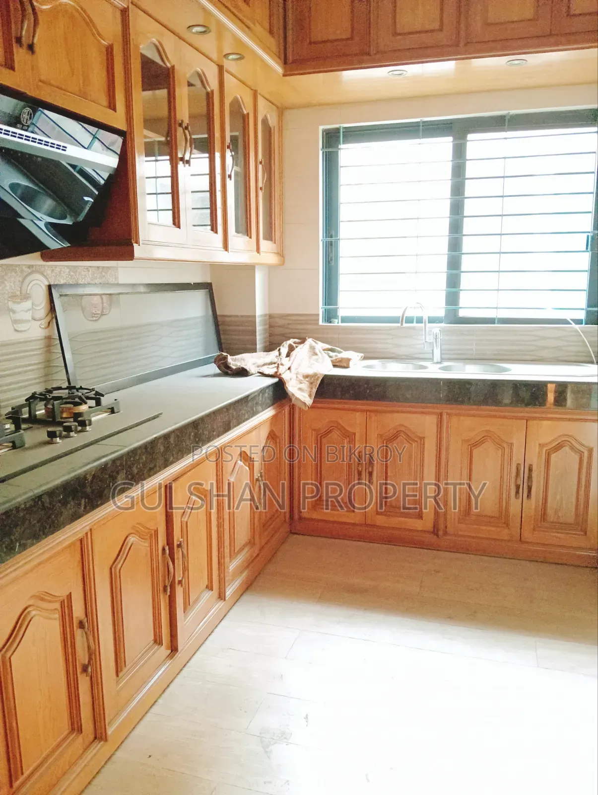 Furnished 3-bedroom Bedsitter in West Gulshan for rent