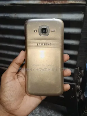 Samsung Galaxy J2 8 GB Gold