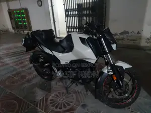 Hero Thriller 160R 2020 White
