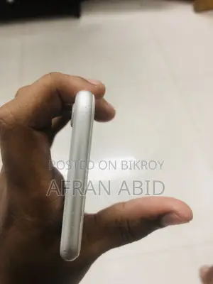 Apple iPhone SE (2020) 64 GB White