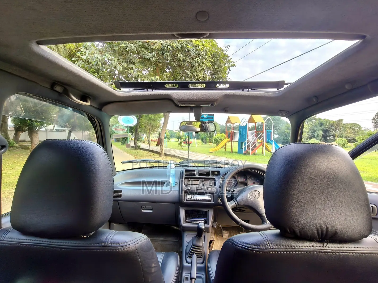 টয়োটা RAV4 ১৯৯৫ নীল
