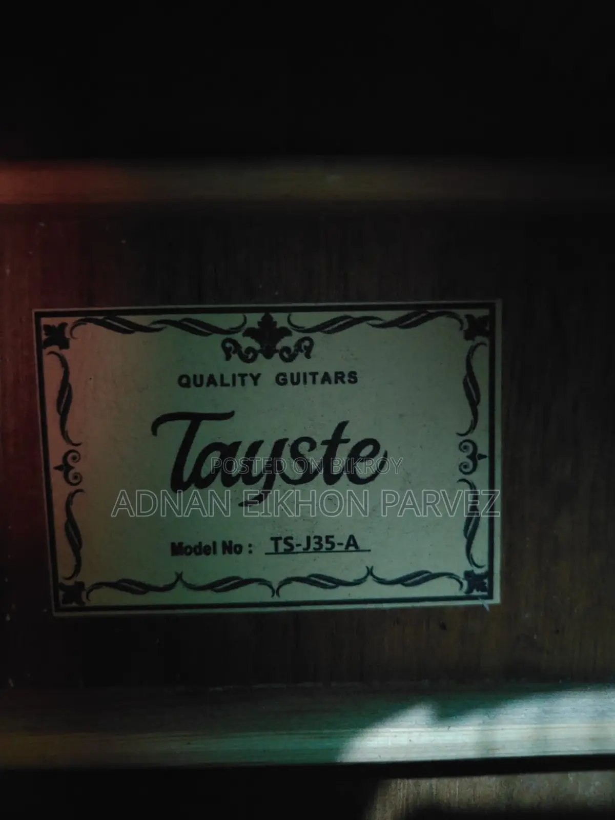 Tastye Guitar Fresh Condition