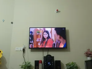 স্মার্ট এলইডি টিভি