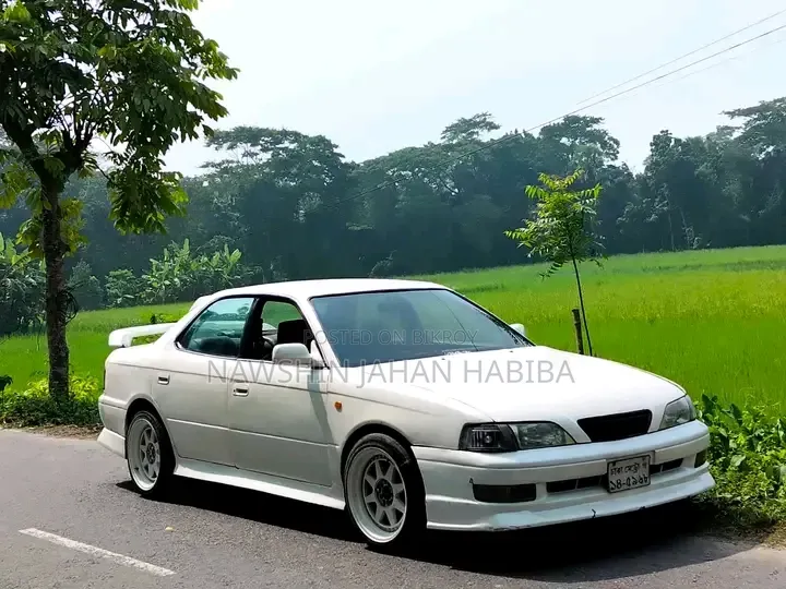 Toyota Vista 1996 White