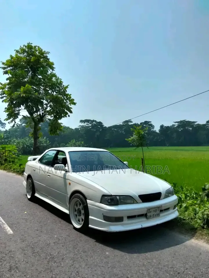 Toyota Vista 1996 White