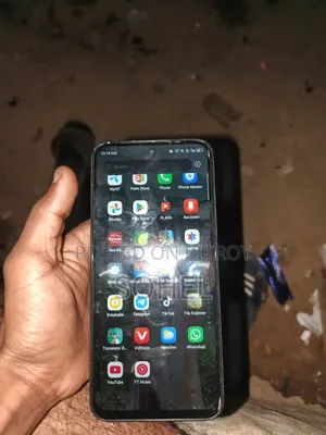 Tecno Spark 30C 128 GB Black