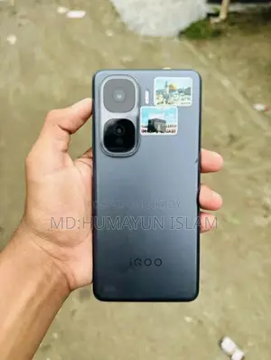 নতুন আইকিউও ২৫৬ জিবি ব্ল্যাক