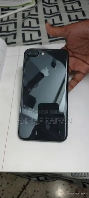 অ্যাপল আইফোন ৮ প্লাস ৬৪ জিবি ব্ল্যাক