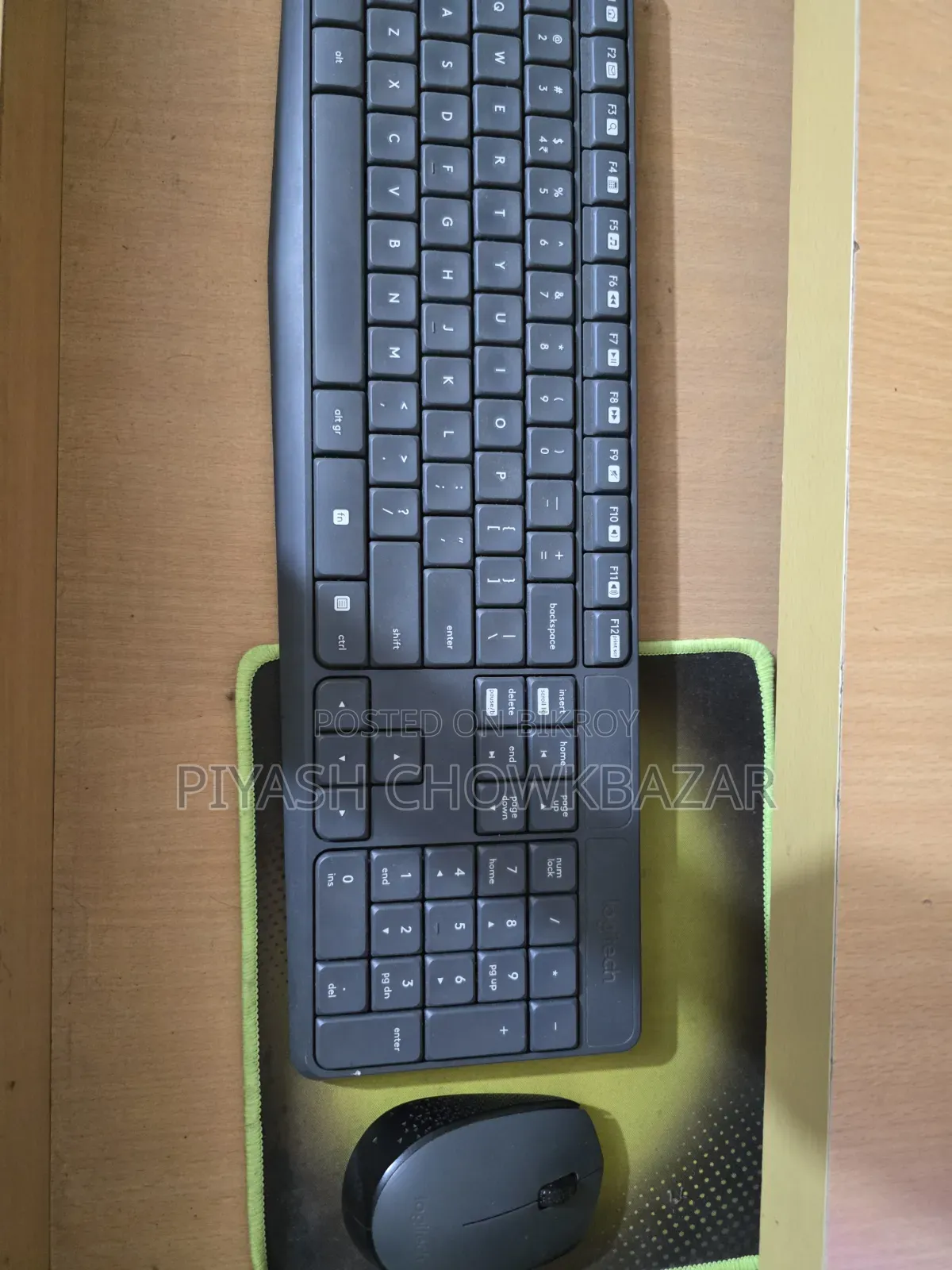 Logitech K235