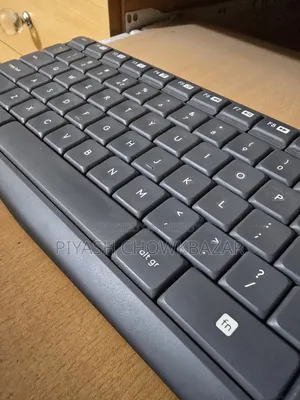 Logitech K235
