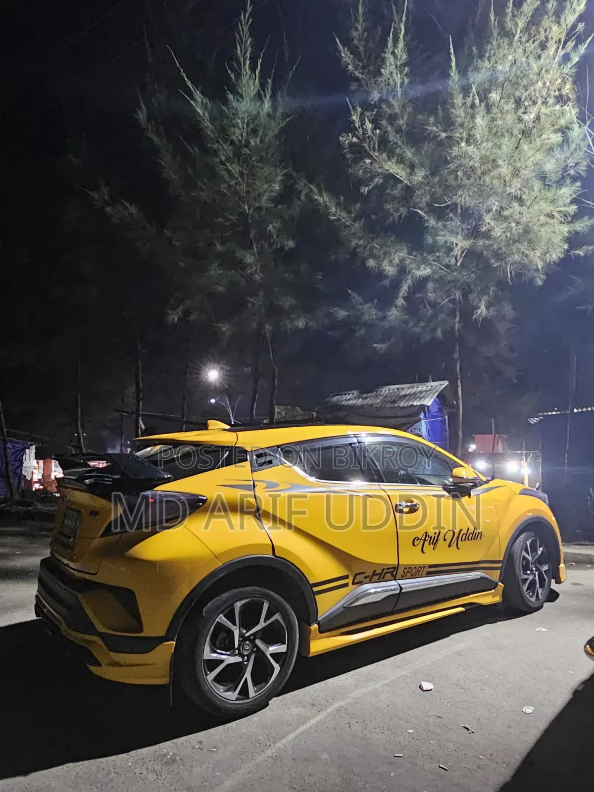 Toyota C-HR 2017 Yellow