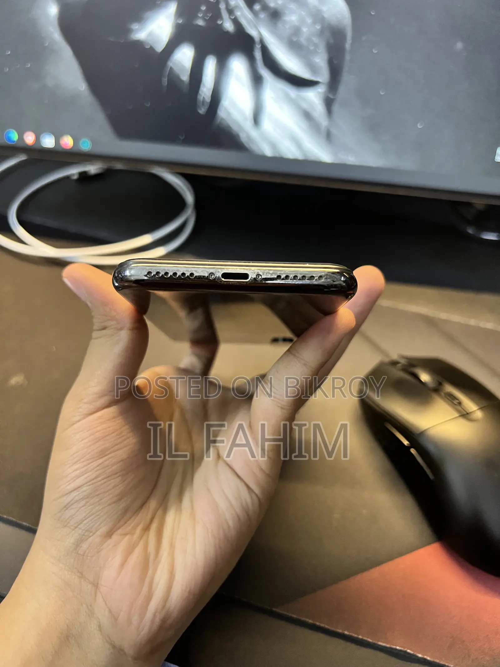 Apple iPhone X 64 GB Black