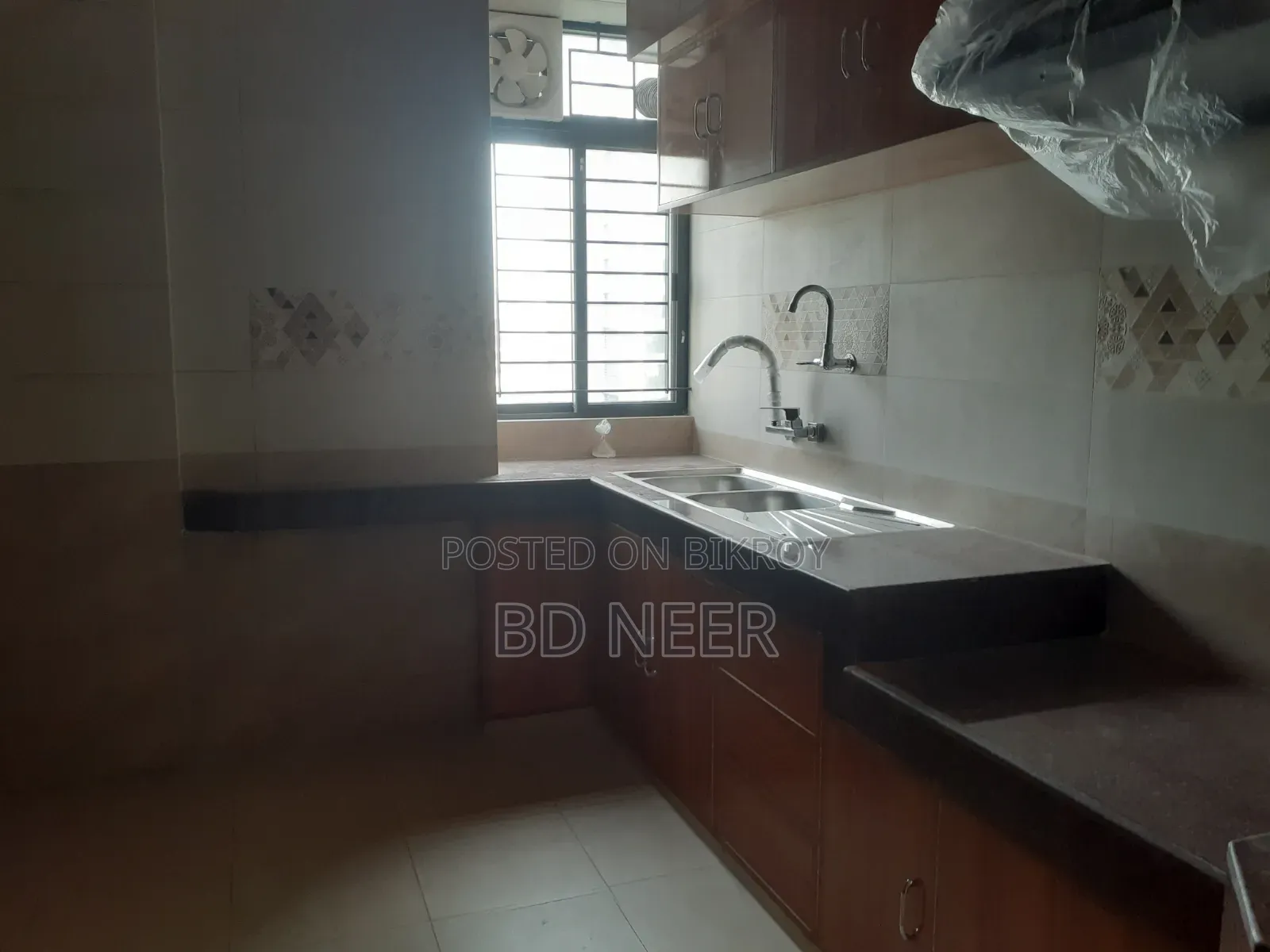 গুলশানে ৩ বেডরুমের অ্যাপার্টমেন্ট ভাড়া দেওয়া হবে