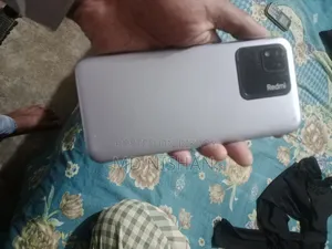 রিয়েলমি নার্জো ১০এ ৩২ জিবি সিলভার