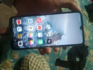রিয়েলমি নার্জো ১০এ ৩২ জিবি সিলভার